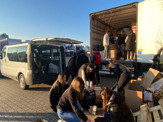 Übergabe unserer Hilfsgüter an die Alevitische Gemeinde Offenburg