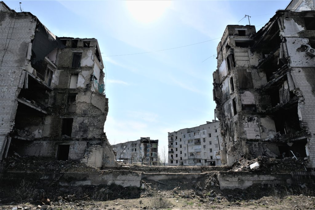 Zerstörte Häuser in Borodjanka, Ukraine (Foto: Pirmin Styrnol)