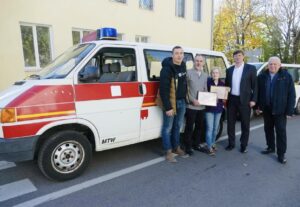 Übergabe des Feuerwehrfahrzeugs in Kalusch.